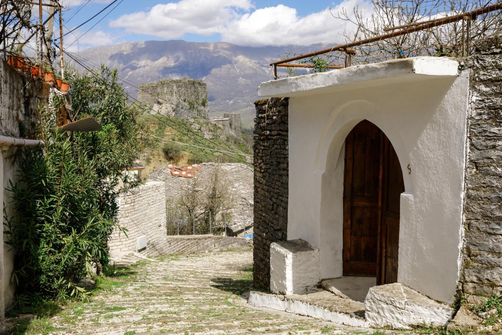 Guesthouse 1805 Gjirokastër Exterior foto